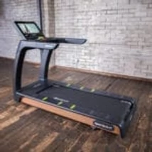 SportsArt - T676-16&quot; Futópad