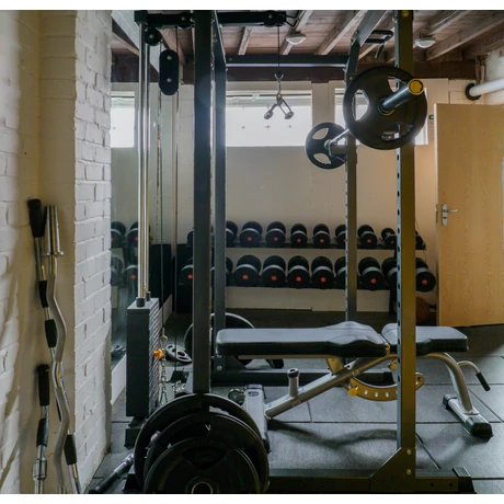 70 nm céges edzőtermi berendezések 